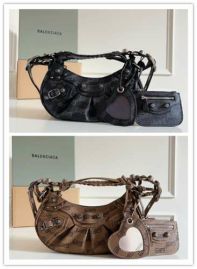 Picture of Balenciaga Lady Handbags _SKUfw124359498fw